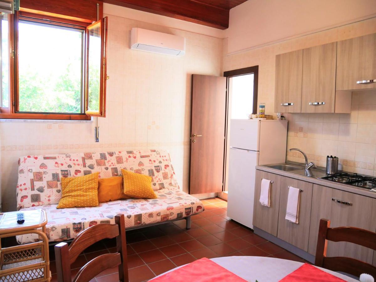 Olindo Apartment E Cristina Apartments فيكو إيكوينس المظهر الخارجي الصورة